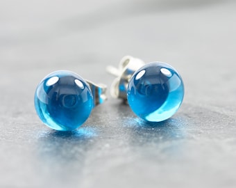 handmade earrings stud earrings glass stainless steel light blue – Handmade stud earrings – Jewelry gift women – Minimalist earrings –