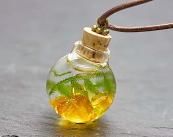 Sea Glass Underwater World Moss Amber Necklace Aquarium Jewelry with Birthstones Gift Necklaces