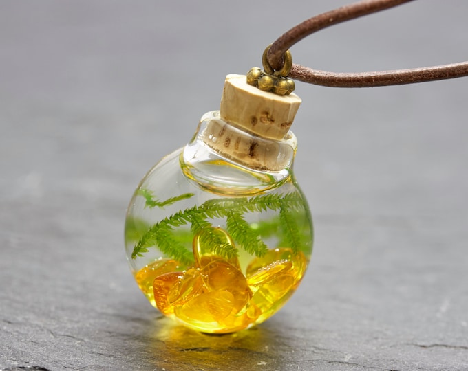 Featured listing image: Sea Glass Underwater World Moss Amber Necklace Aquarium Jewelry with Birthstones Gift Necklaces