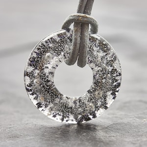 Ascheschmuck Personalisierter Haustier-Schmuck Kette Asche schwarz Circle - Andenken an verstorbenes Haustier - Urne - Glas
