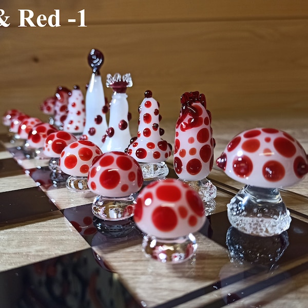 Mushroom Themed Handmade Glass Chess Set, One Of A Kind Chess Set, Handblown Borosilicate Unique Chess Set Made Of Solid Glass