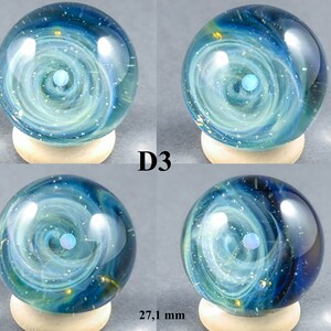 Marbre galaxie en verre fumé argenté, avec une planète opale flottante, Marbre galaxie en verre, Marbre borosilicaté avec une opale, Marbre en verre astronomie image 5