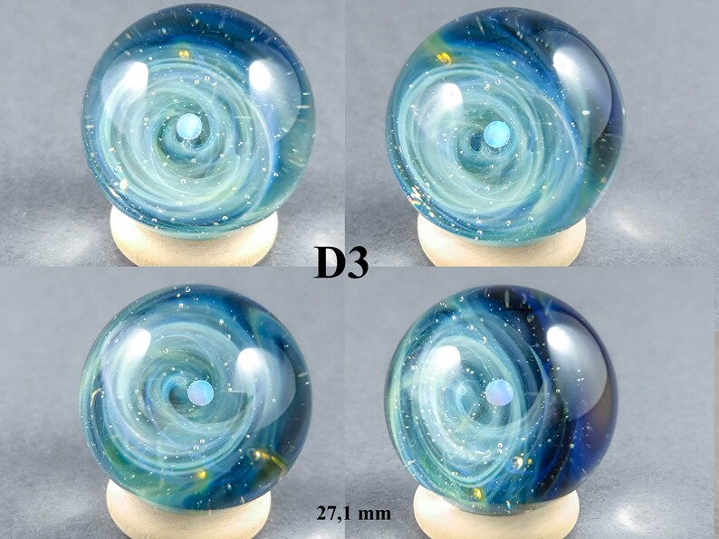 Marbre galaxie en verre fumé argenté, avec une planète opale flottante, Marbre galaxie en verre, Marbre borosilicaté avec une opale, Marbre en verre astronomie image 5