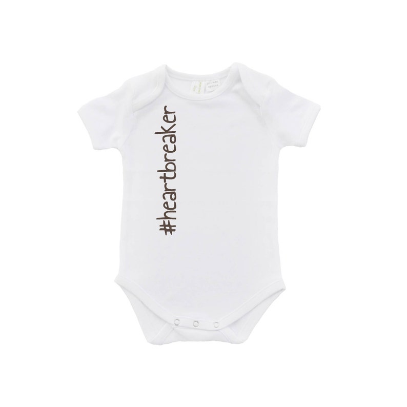 Valentine/'s #heartbreaker Valentine/'s Day Gift Funny Baby Outfit Heartbreaker Baby Bodysuit Funny Baby Clothing Hashtag Heartbreaker