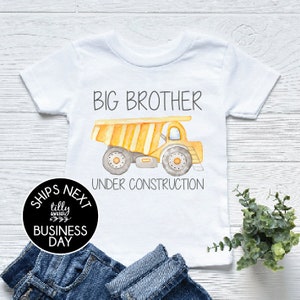 Big Brother T-Shirt, gefördert zum Big Brother Shirt, Big Brother im Bau Shirt, ich werde ein Big Brother Shirt, Ankündigung