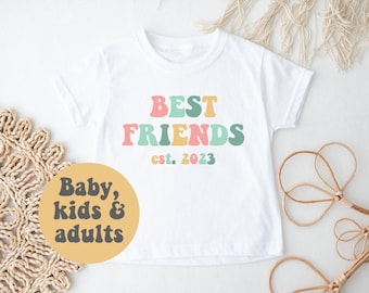 Best Friends T-Shirt, Best Friends Bodysuit, Pregnancy Announcement Bodysuit, Best Friend Arriving, Pregnancy Announcement, Baby Shower Gift