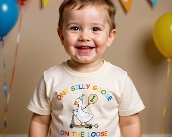 Camiseta "Un ganso travieso suelto", atuendo para el primer cumpleaños