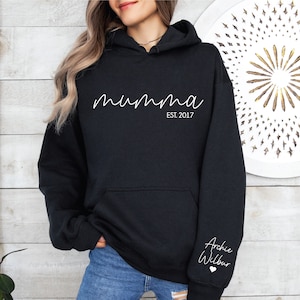 Mumma Hoodie With Name On Sleeve, Mama Est Sweatshirt, Mothers Day Gift, Personalised Mum Gift, Mum Life Jumper, New Mum Hoody, Custom Mama