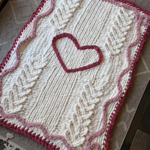 Patrón de manta de punto grueso: Manta de punto trenzado con forma de corazón "Lover"