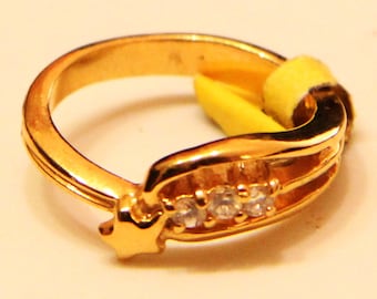 18k Gold Plated Ring with zircons