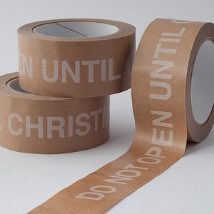 Sticky paper tape &#39;DO NOT OPEN until Christmas&#39; 50 mm, 50 meter