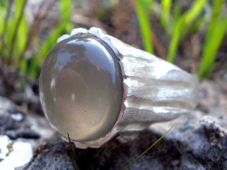 handmade moonstone silver ring