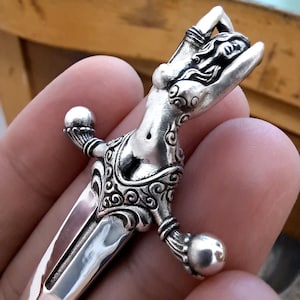 Swordswoman-hanger, fictie vrouwelijk personage, krachtsymbool, sterlingzilver 925