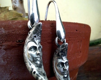 Orecchini pendenti a forma di mezzaluna in argento sterling
