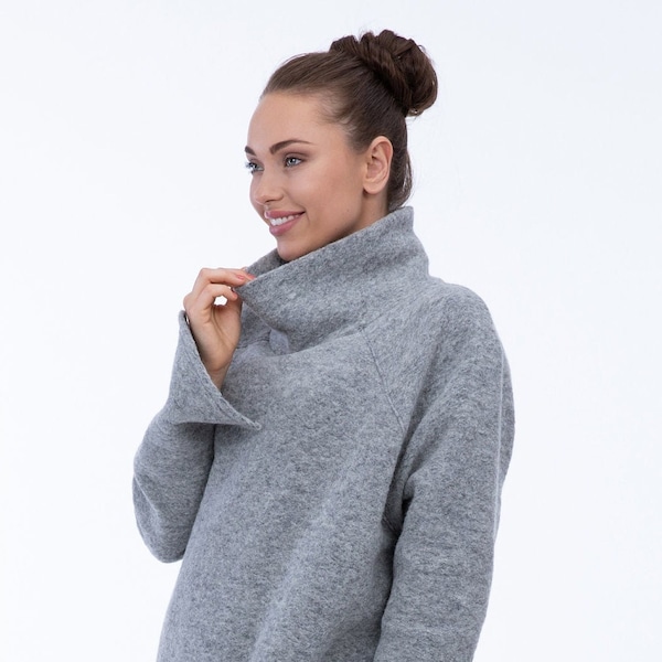 Neuer Oversize Pullover Damen grau, Schalkragen und Tasche in lockerer Passform aus italienischer Wolle, warmer Winterpullover, Wollpullover