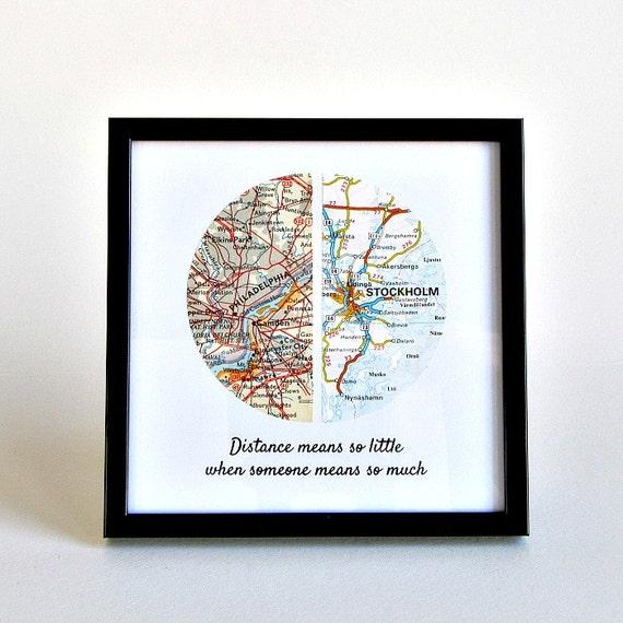 gift to give boyfriend when going away