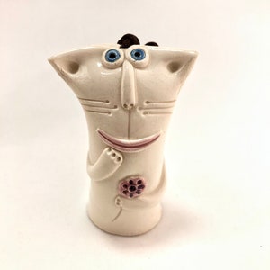 White Cat with a Flower Ceramic Bell/  love and friendship talisman handmade present / hanging bell. Symbol of 2023 Chinese New Year Of Cat