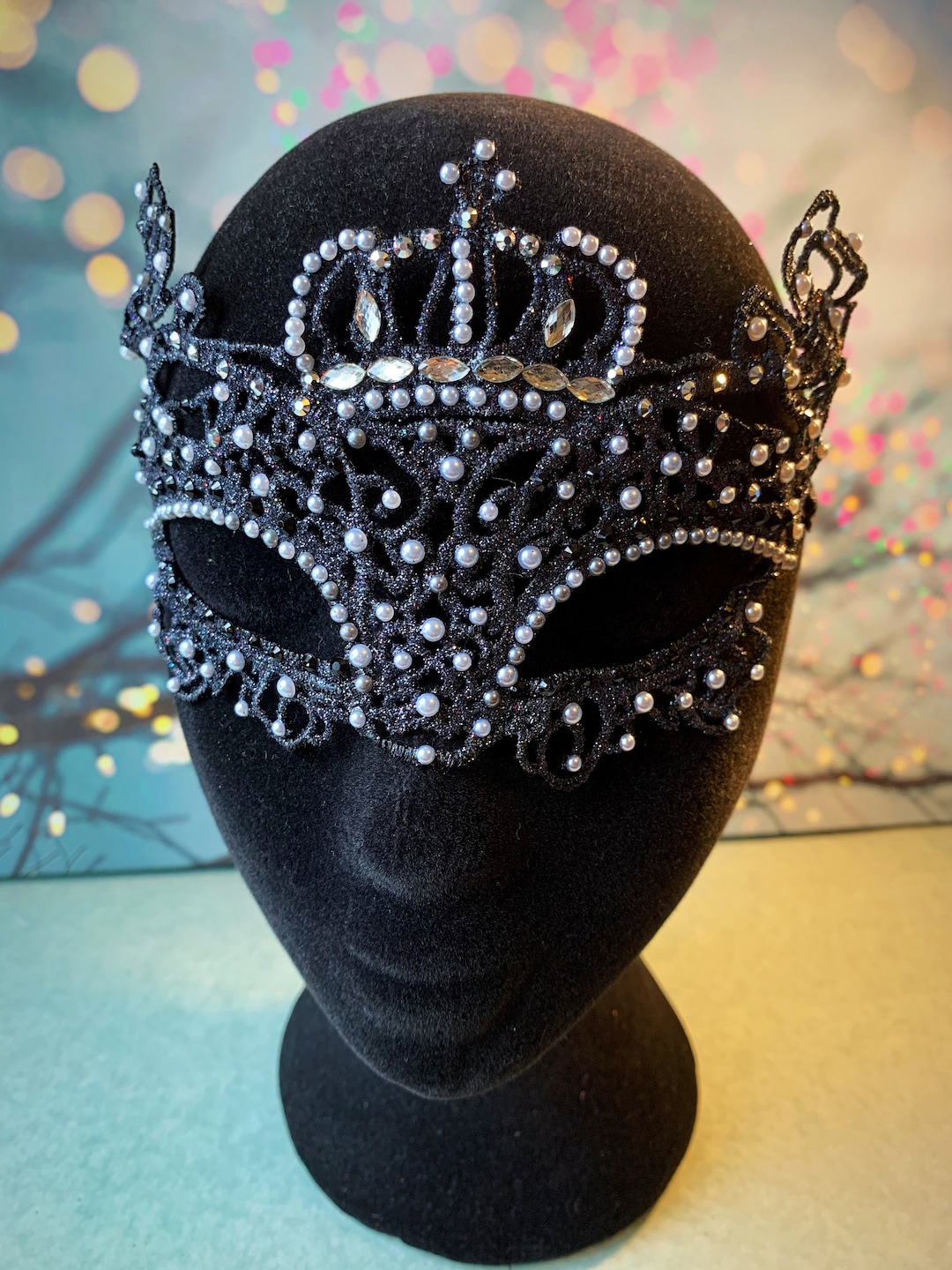 Masquerade Mask - Queen Princess Crown Tiara Gold Black White Pearl ...