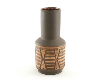 Swiss Studio Pottery - Ceramic Vase by Frick Keramik - Earthy Terracotta Vase with Tribal Decor - Made in Switzerland