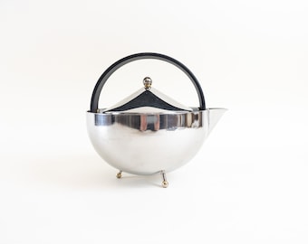 Bodum Teaball Teapot - Rare Danish Design Teapot from the 1980s in Excellent Condition with Tea Leaf Strainer