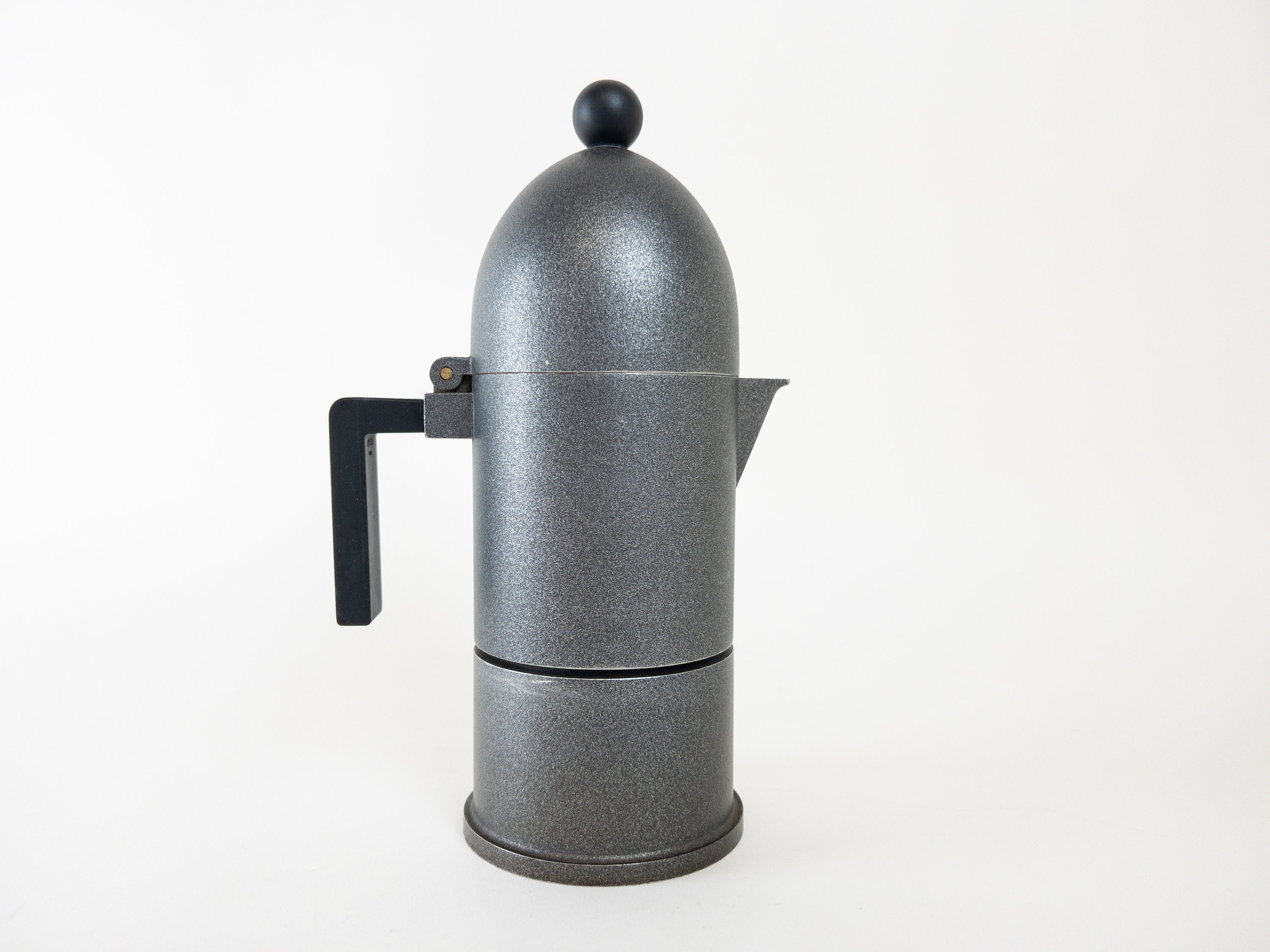 Alessi Espresso Coffee Maker La Cupola 3 Cup Espresso Maker Gun Metal Grey  Stovetop Espresso Maker by Aldo Rossi -  Hong Kong