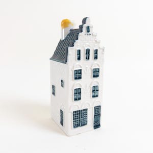 KLM Delft House Number 32 - Sealed Original Blue Delft House - Delft Blue Collectible House - Made in Holland