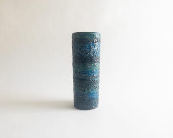 Handgemaakte Bitossi-vaas: blauw Italiaans aardewerk uit Rimini (15 cm)