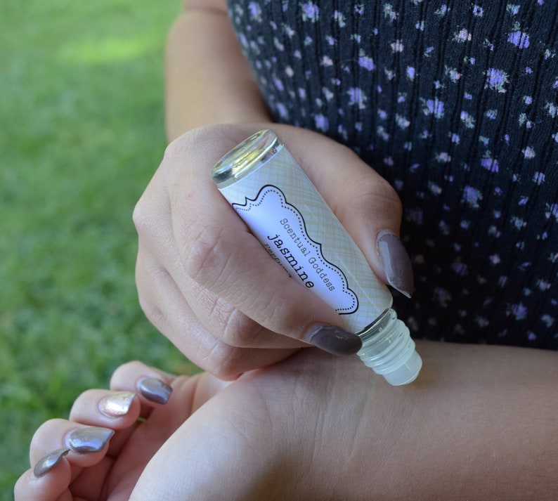 Handmade Perfume Oil 30 Scents Floral Earthy Musk & Sweet Etsy