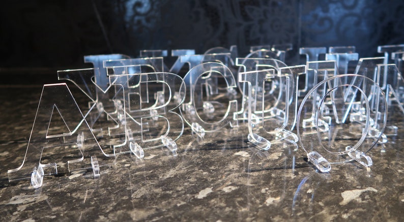 Clear acrylic letters and numbers, 4mm thick, various sizes, House names, plastic letters, plastic numbers. Weddings, table numbers. image 6