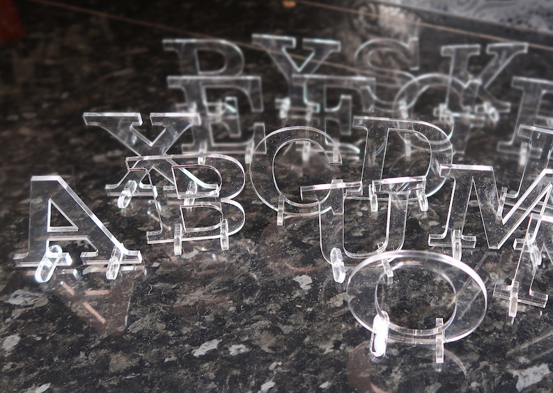 Clear acrylic letters and numbers, 4mm thick, various sizes, House names, plastic letters, plastic numbers. Weddings, table numbers. image 5