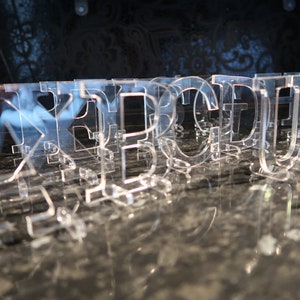 Clear acrylic letters and numbers, 4mm thick, various sizes, House names, plastic letters, plastic numbers. Weddings, table numbers. image 9