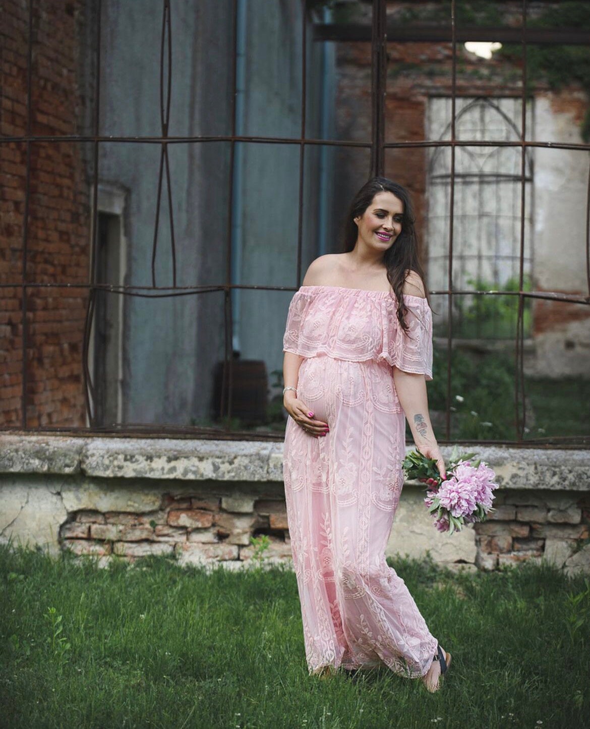 Pink lace maternity maxi cheap dress