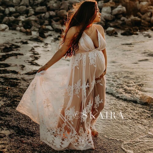 white maternity dress boho Momyknows Ruffle Ruched Lace-Up Big Swing Boho Western Maternity Maxi Dress, White / XL