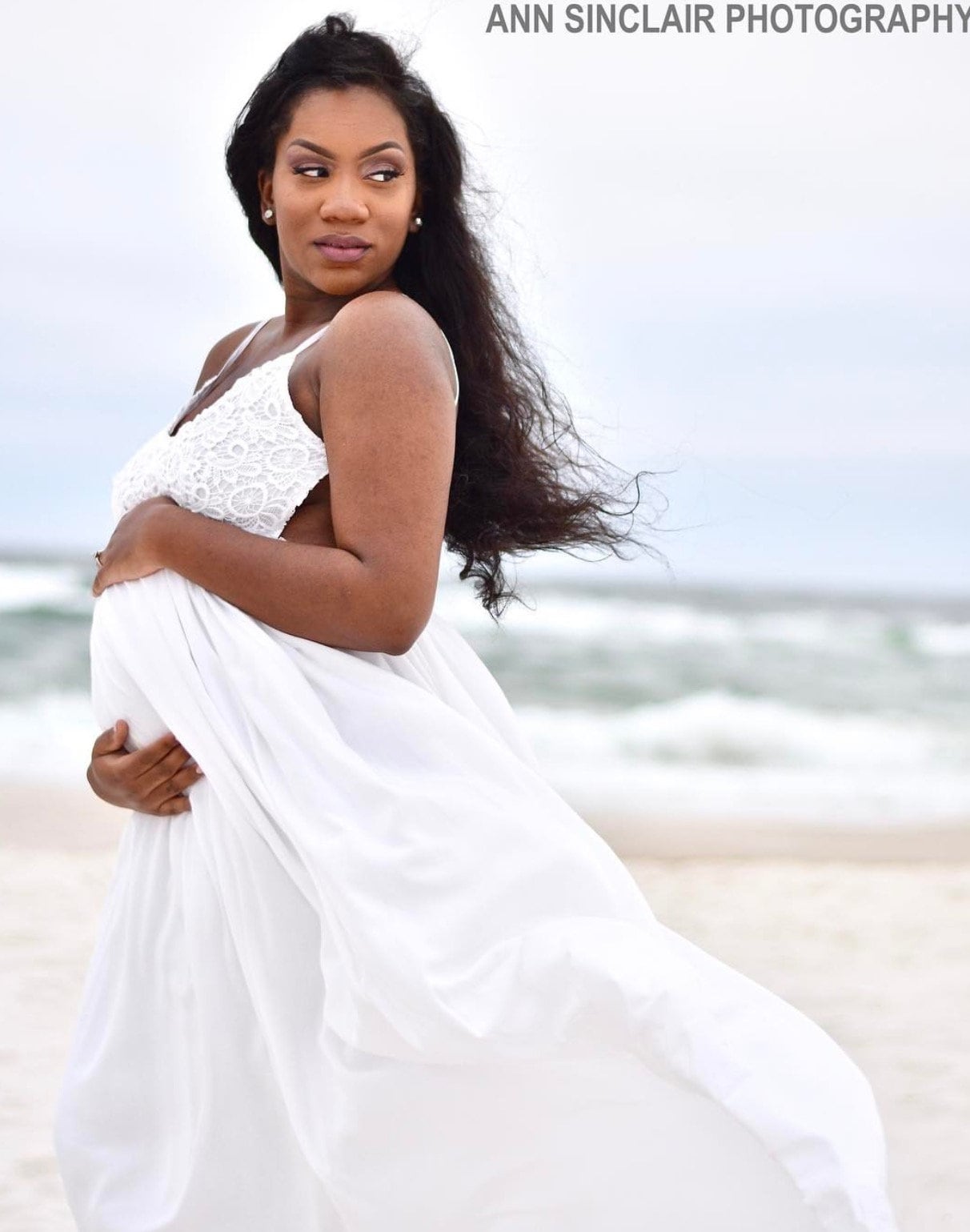 Maternity photoshoot white clearance dress