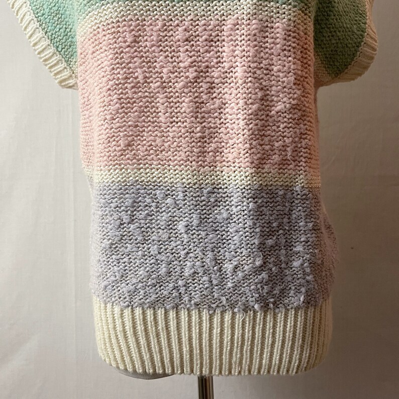 Textured Striped 1980\u2019s Crochet Knit Sleeveless Top Pink Colorblock