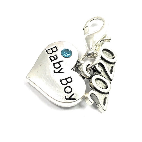 Baby Boy 2020 Clip on Charm with 3 Different Gift Options and Gift Card par Libby’s Market Place