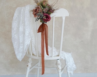 Classic Rose stoelbloemen, kunstbloemen, gangpaddecoratie