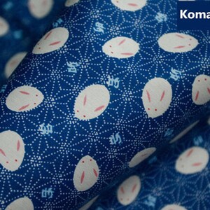Twee soorten Japanse roze katoenen stof bedrukt met mooie witte konijnen: 1/2 meter C