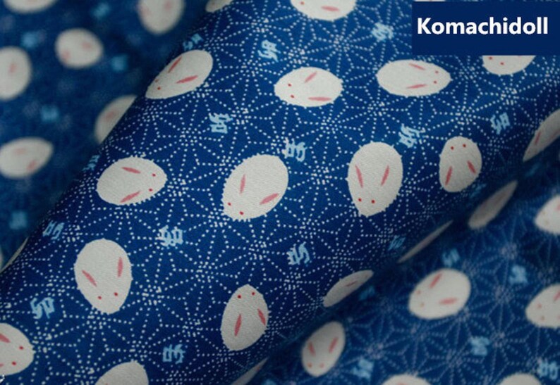 Twee soorten Japanse roze katoenen stof bedrukt met mooie witte konijnen: 1/2 meter C