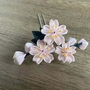 Handmade Japanese Traditional Tsumami Kanzashi Hair Clip Pin Comb Kimono Yukata Outfit Wedding Ornament Purple Sakura Flower