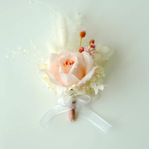 Wedding boutonniere, Pampas Boutonniere,Silk flower boutonniere, wedding Rustic button hole