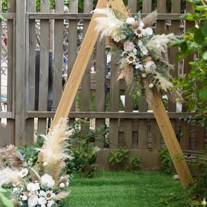 White &Green Arch arrangement/Beige Pampas Backdrop arrangement -| wedding arbor arrangement,Rustic wedding arch Decor, Wall art decor