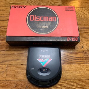 SONY D-120(B)ソニーディスクマン 古物紹介：SONY Discman D-120 (ポータブルCDプレーヤー