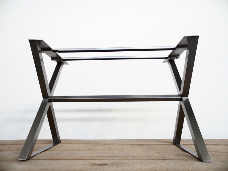 28 X 24 Apart 42 Frame Long Table Base Image 0