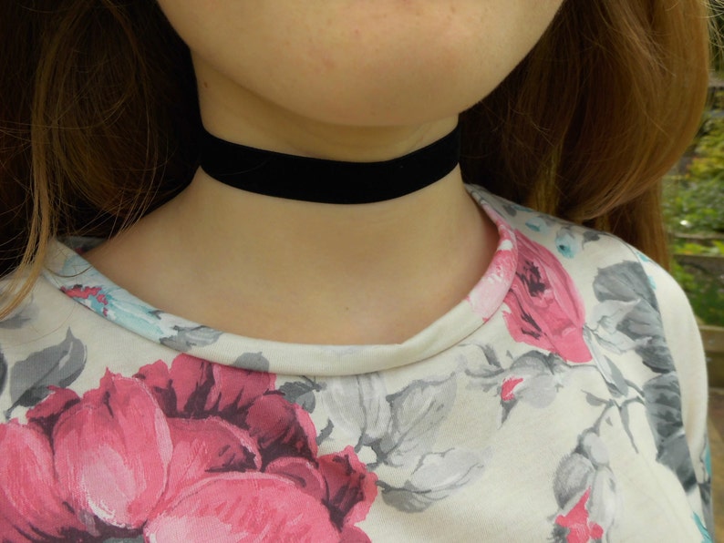 Black Velvet Choker