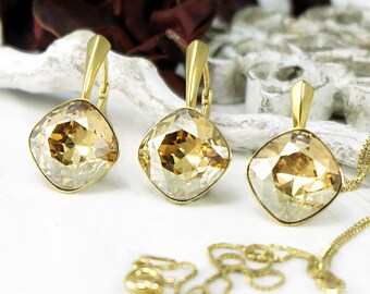 Champagne kristallen oorbellen, Swarovski oorbellen, Bruidsmeisjes cadeau, Gouden kussen gesneden oorbel hanger, Zilveren Bruidsmeisjes oorbellen, Crystal set