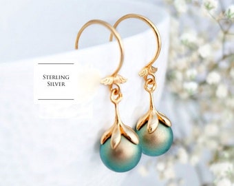 Vintage pearl earrings, Green pearl earrings, Delicate earrings, Drop Bridesmaid earrings, Gold earrings, Sterling Silver earrings