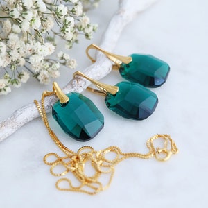 Emerald earrings, Green crystal earrings, Bridesmaid gift, Emerald gold earrings, Green bridesmaid earrings, Sterling Silver earrings image 5