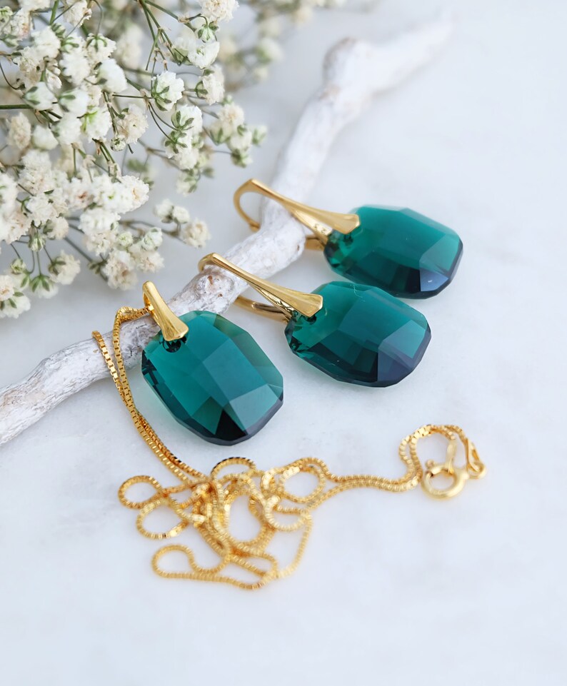 Emerald earrings, Green crystal earrings, Bridesmaid gift, Emerald gold earrings, Green bridesmaid earrings, Sterling Silver earrings image 5