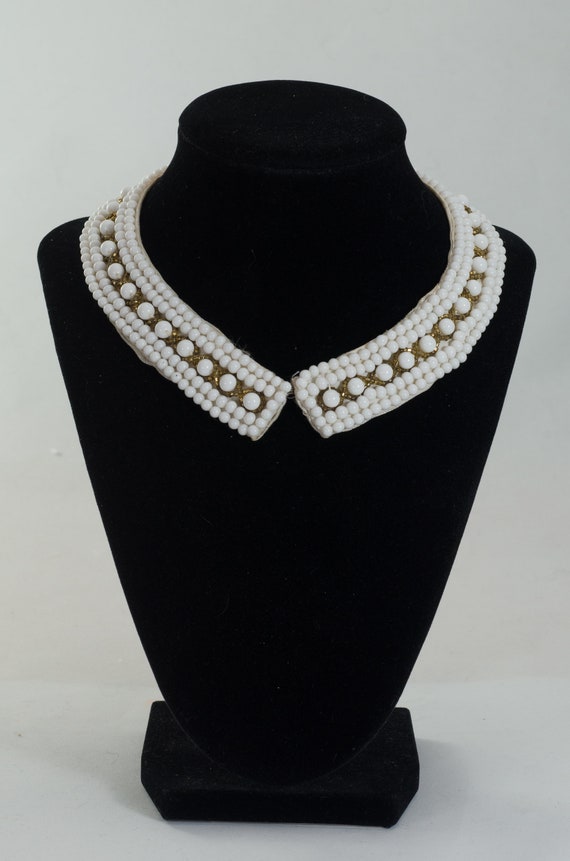 Vintage Sally Gee Beaded Collar